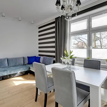 Apartment Glamour Przestronny Obok Monte Cassino By Grand Sopot